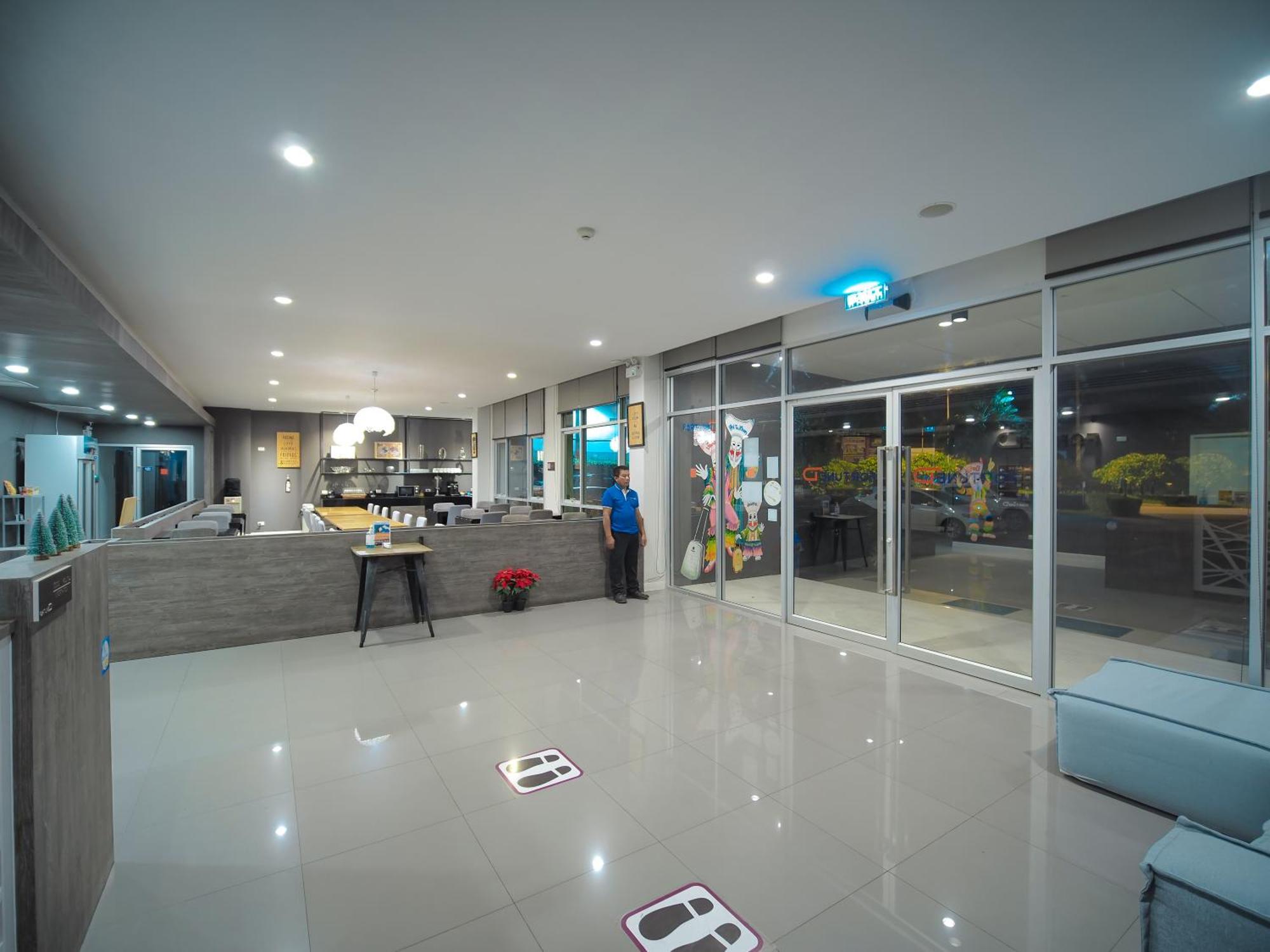 Fortune D Hotel Лей Экстерьер фото