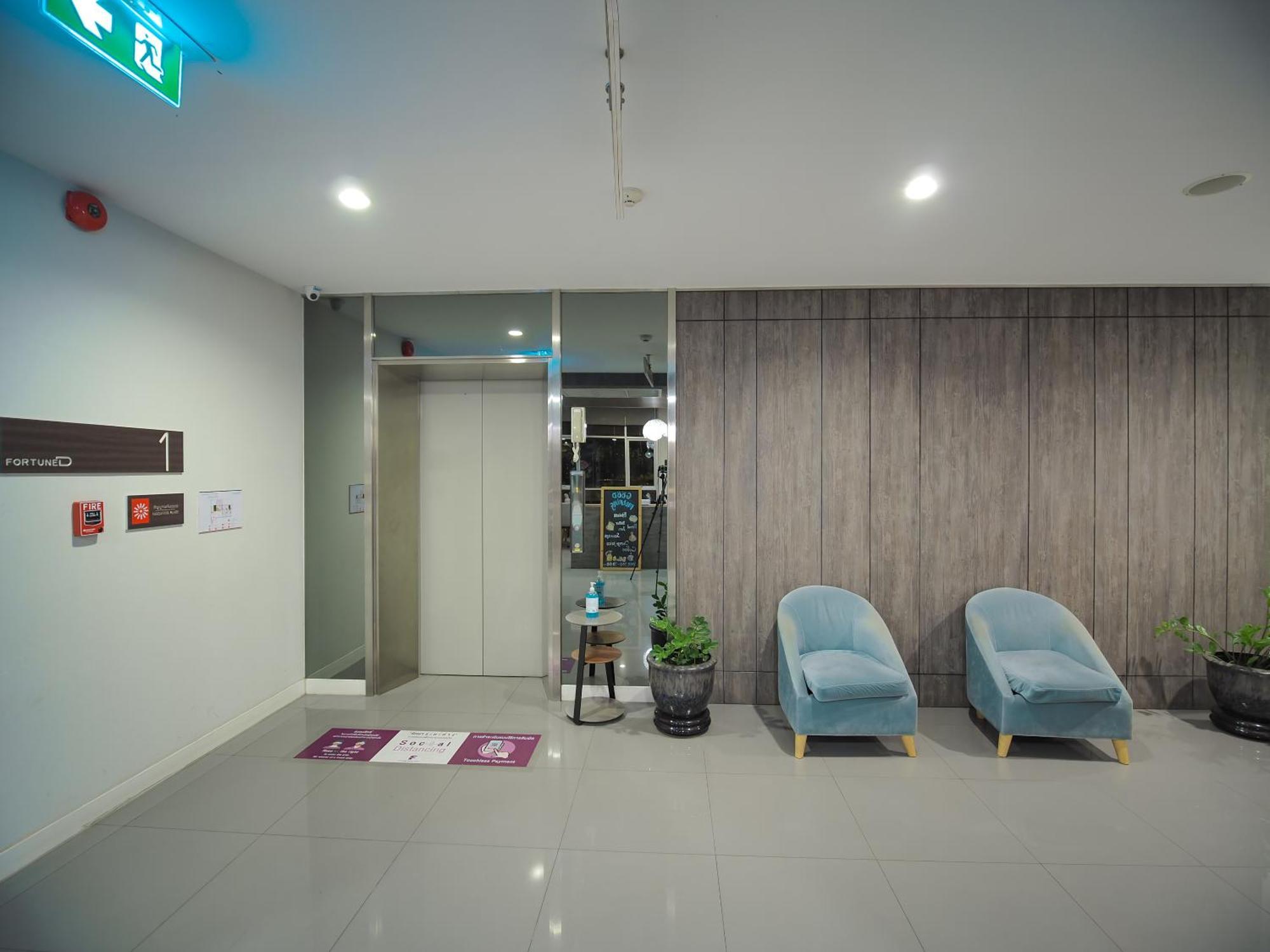 Fortune D Hotel Лей Экстерьер фото